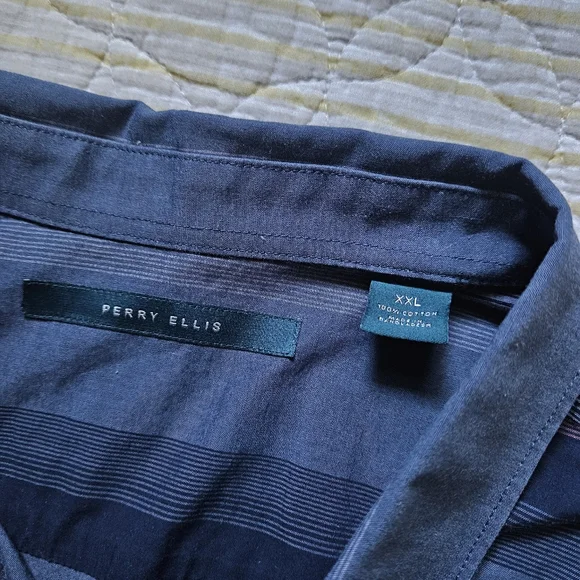 Perry Ellis Button Down - Picture 4 of 7